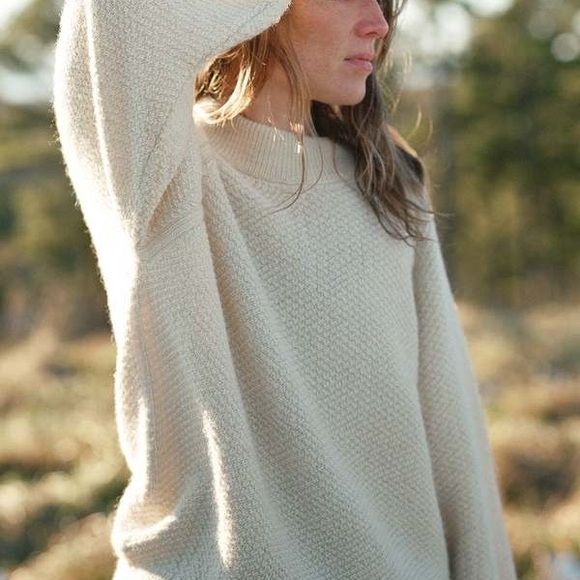 Elegant Cream Crew Neck Sweater